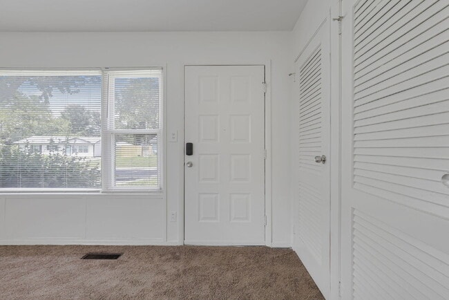 Building Photo - 3BR Ranch Home | Newly Renovated | Laundry Included | Reynoldsburg