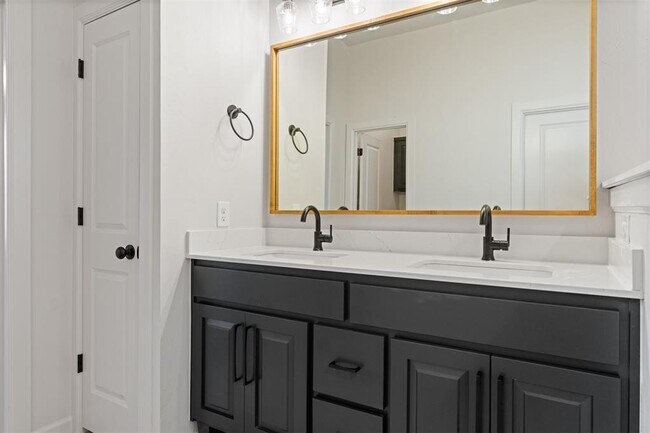 Building Photo - 13325 SW 8th St