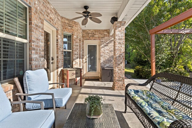 Building Photo - 15076 Audubon Lake Blvd