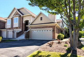Building Photo - 598 Harvey Lake Dr