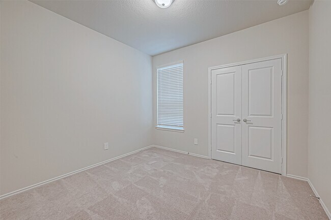 Building Photo - 10511 Blankiet Ln.