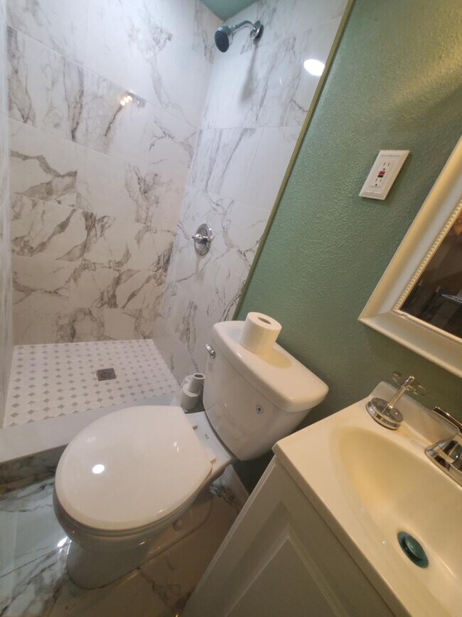 Building Photo - 4620 Aegean Ave