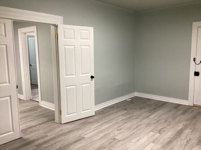 Building Photo - 45 Clayton Ave