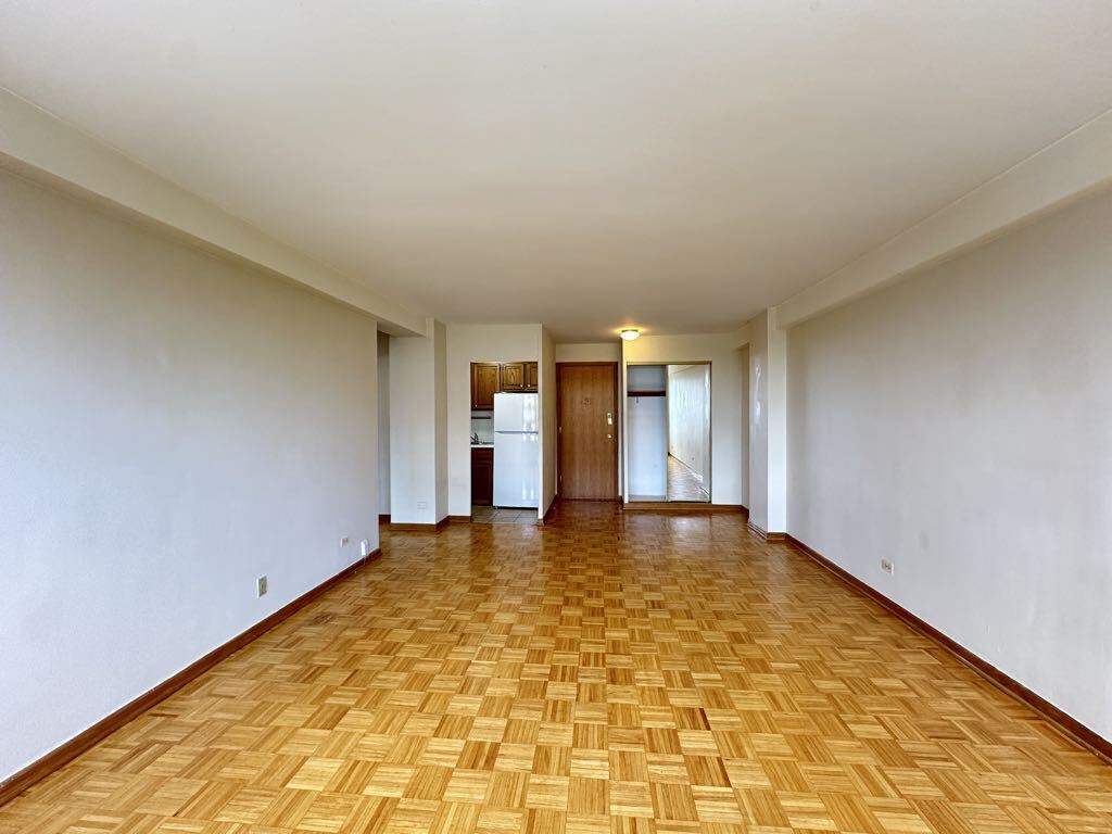 Building Photo - 4180 N Marine Dr