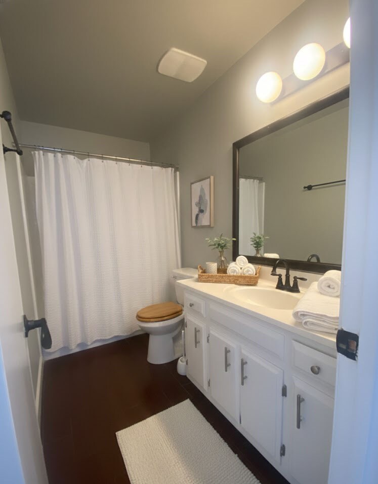 Building Photo - 27630 Baroni Rd