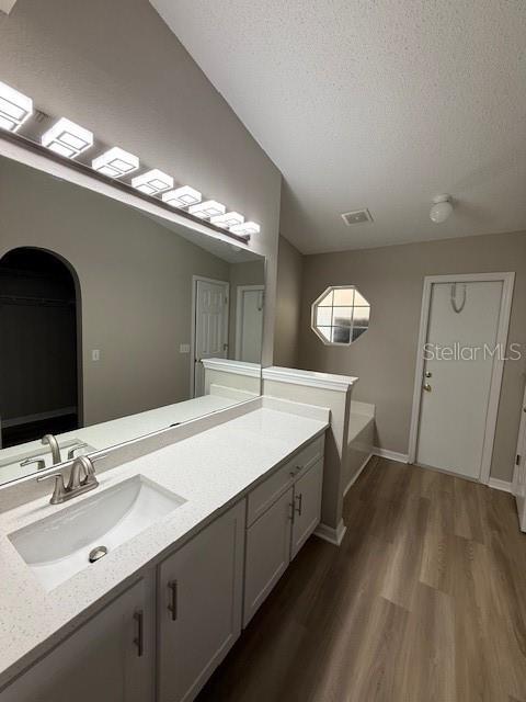 Building Photo - 4704 Bear Claw Ct