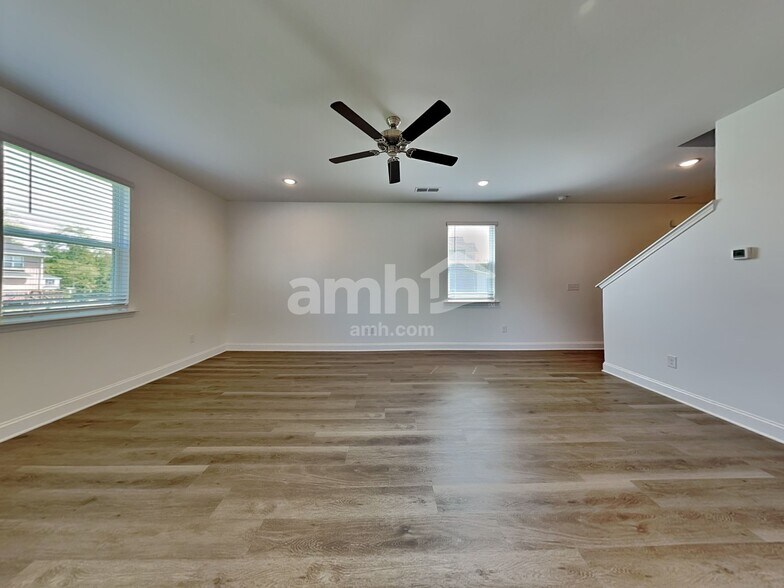 Building Photo - 4728 Smt Vw Ct