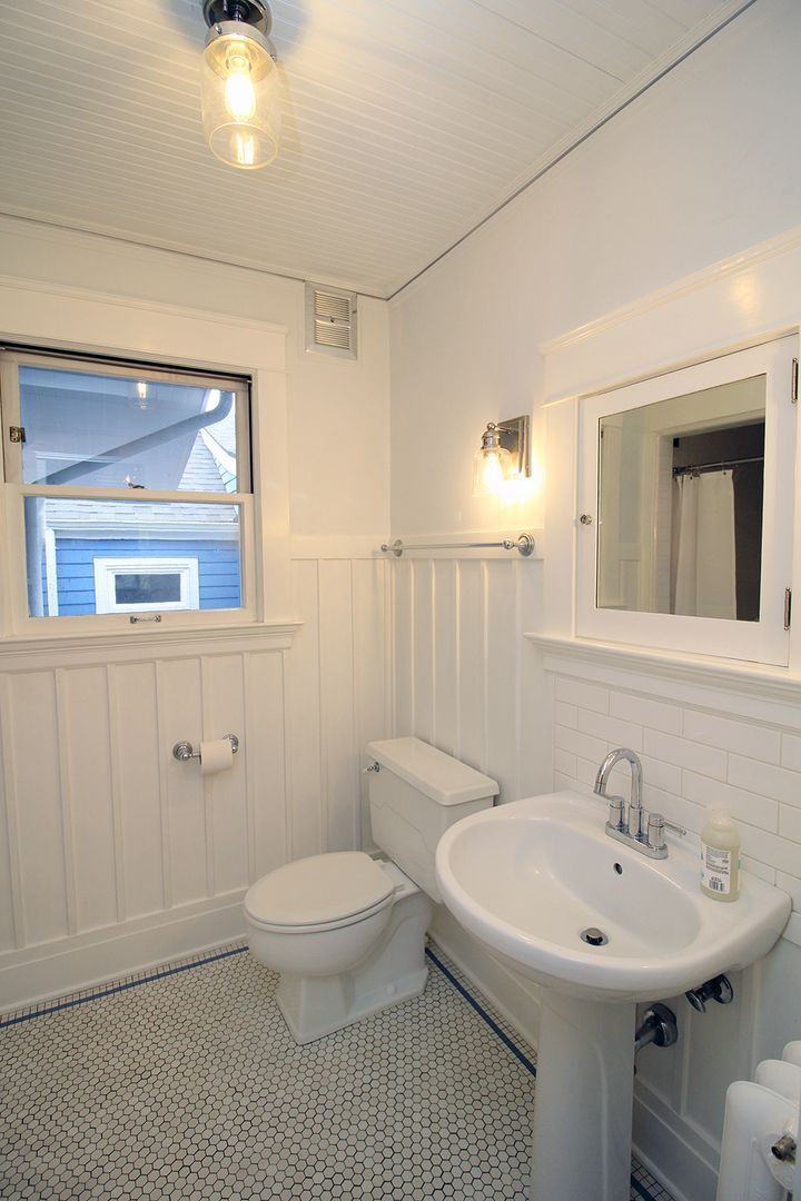 Building Photo - 803 NE Laurelhurst Pl