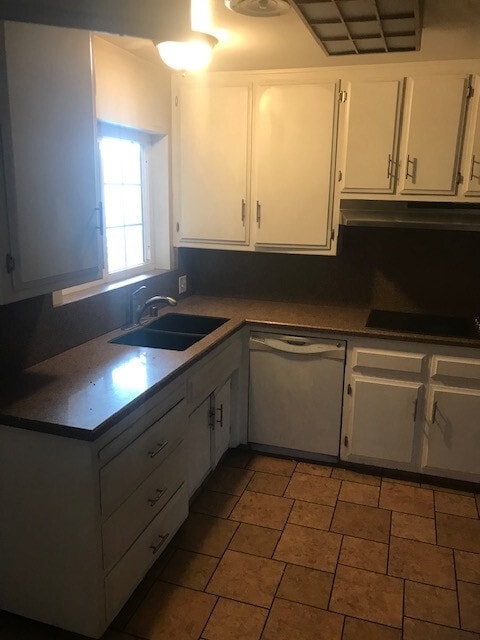 Building Photo - House