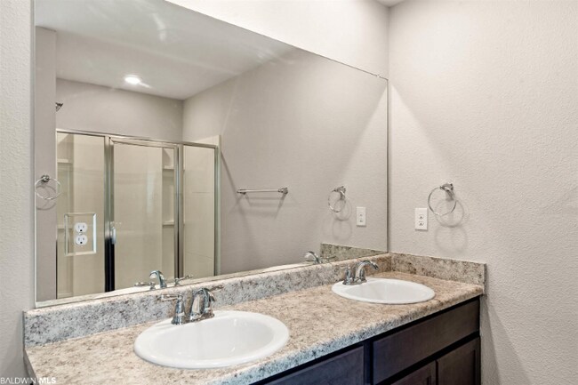 Building Photo - 7944 Pickwick Dr.