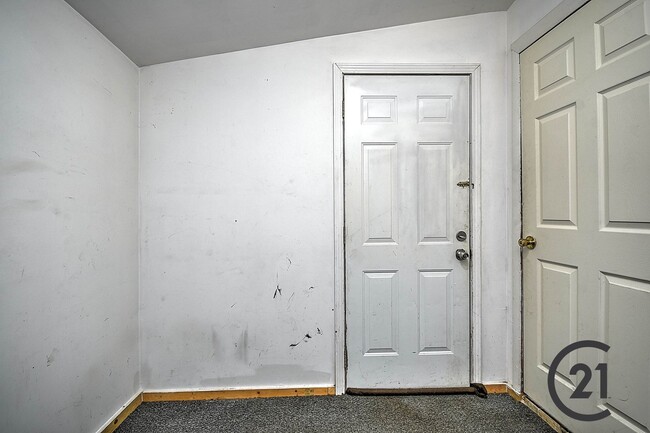 Building Photo - 1305 Willow St