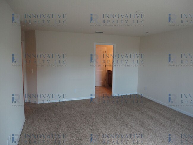 Building Photo - 3BR/2.5BA Town Home in Aloma Trails Commun...