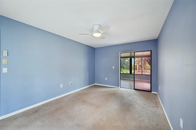 Building Photo - 227 Southampton Dr