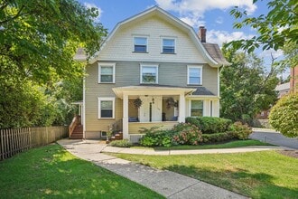 Building Photo - 184 Bellevue Ave
