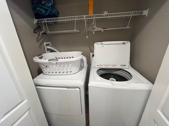 Building Photo - 1300 Park W Blvd