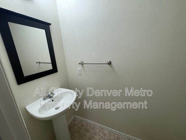 Building Photo - 451 Grey Swallow St