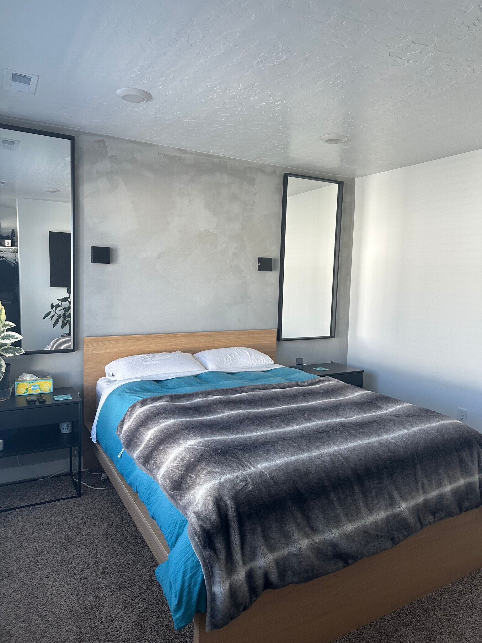 Building Photo - 1146 W 340 S