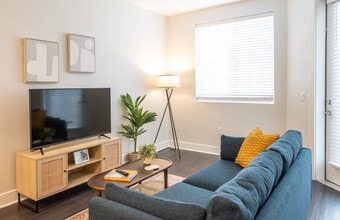 Building Photo - 228 Pike St