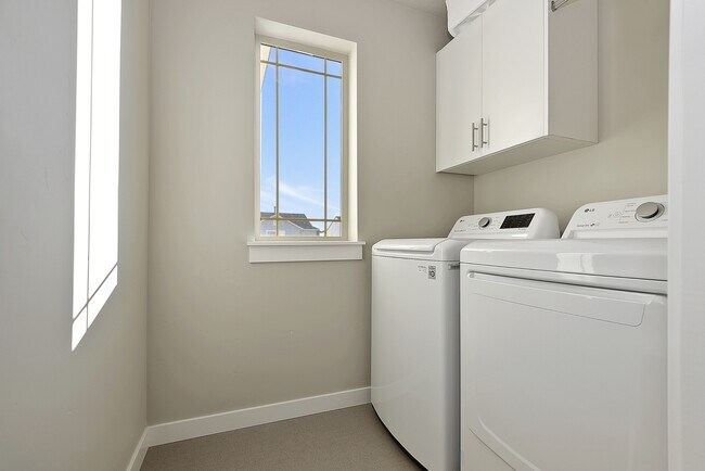 Building Photo - 4192 E Esperanto St