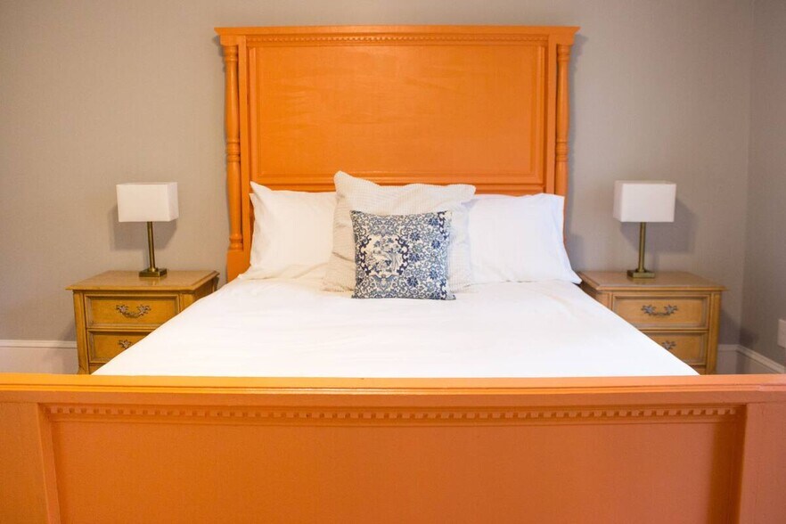 Building Photo - 1118 Oglethorpe Ave SW