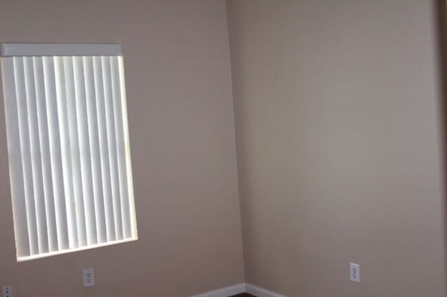 Building Photo - Executive 3 Bedroom / 2 Bath Home in Marianna, Florida