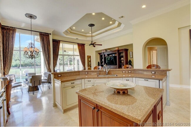 Building Photo - 17739 Lake Azure Way