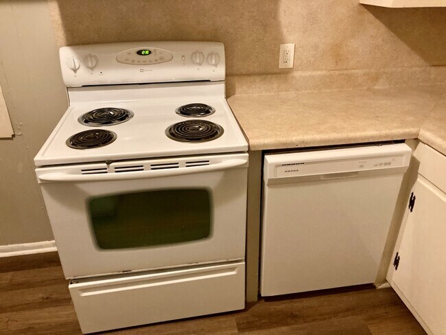 Building Photo - 117 Parkburg Rd