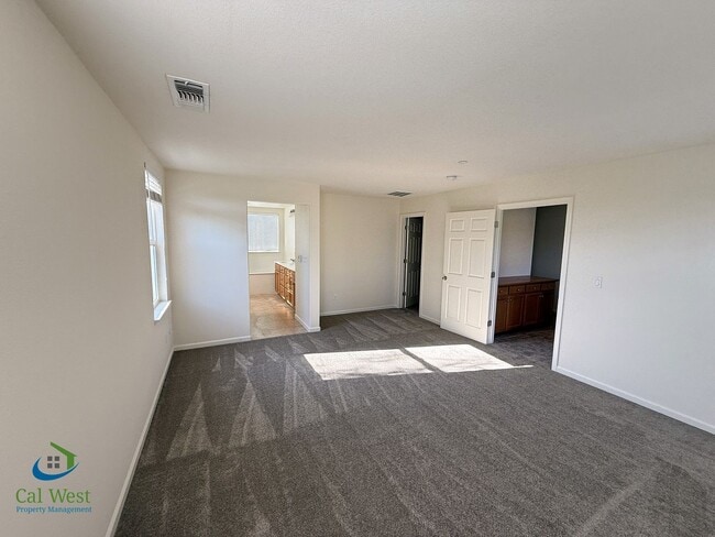 Building Photo - $3795 - Spacious 3 Bedroom 2.5 Bath, 2 Sto...