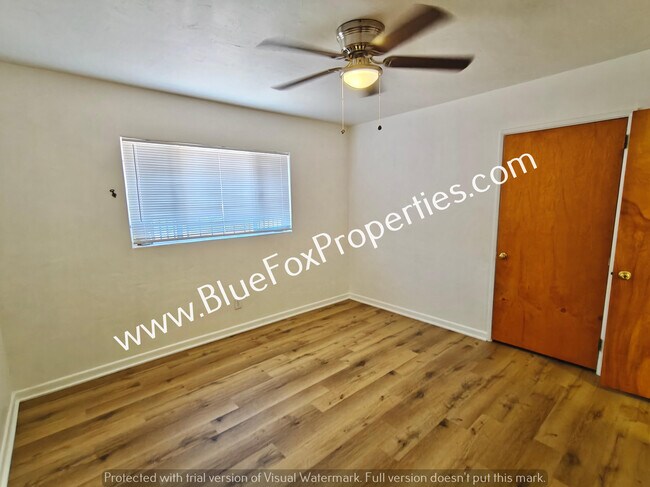 Building Photo - 5755 E 6th St