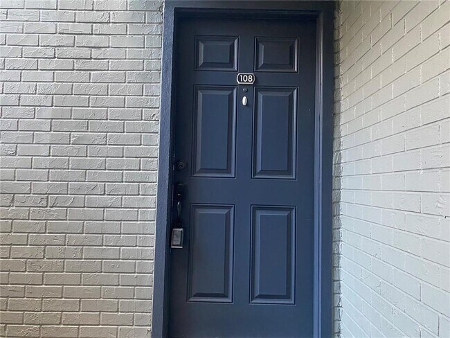 Building Photo - 3772 Idlebrook Cir