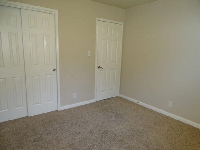 Building Photo - 3317 Orth Ave