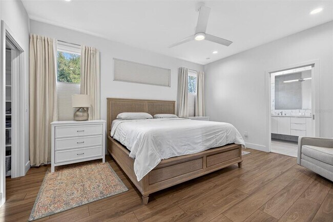 Building Photo - 6163 2nd Ave S