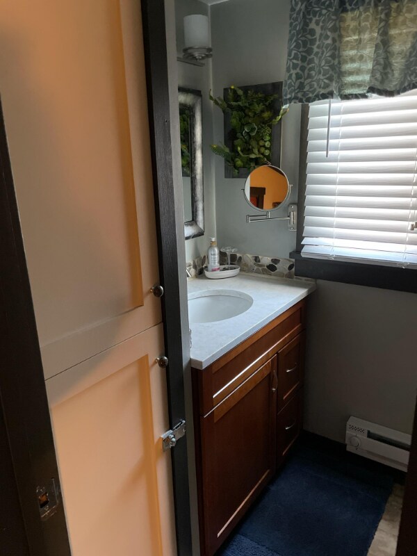 Building Photo - 2180 Yellowtail Rd