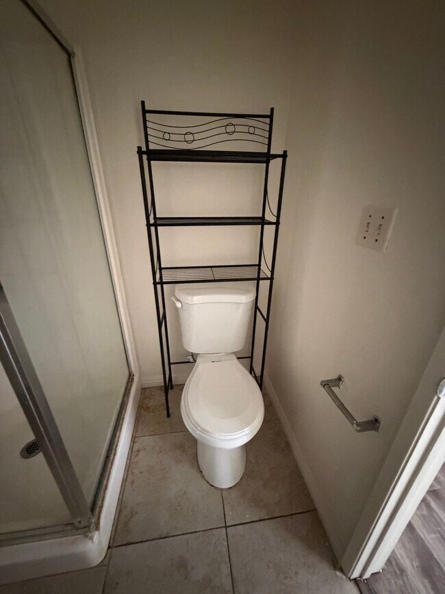 Building Photo - Beautiful Condo in Serene Montebello HOA Community – Pool, Spa & Prime Location