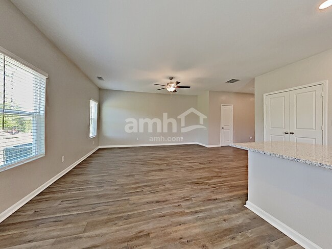 Building Photo - 3405 Ridge HillPkwy