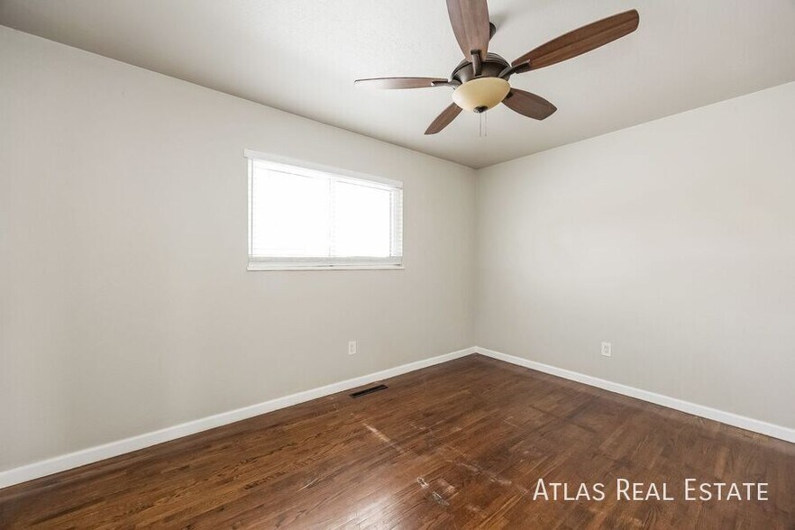 Building Photo - 2311 Sonoma Dr