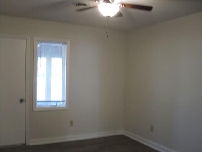 Building Photo - 31 Ohara Dr