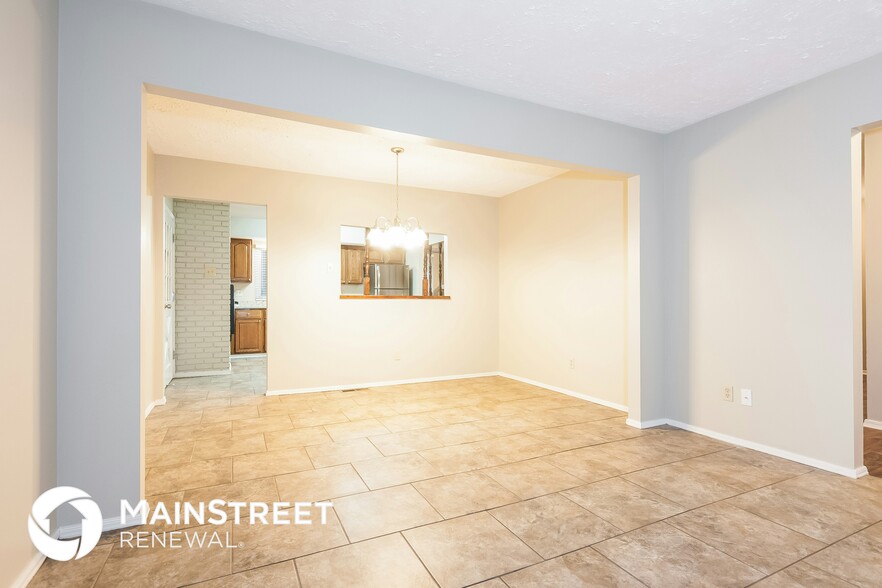 Building Photo - 3666 Argonne Forest Dr