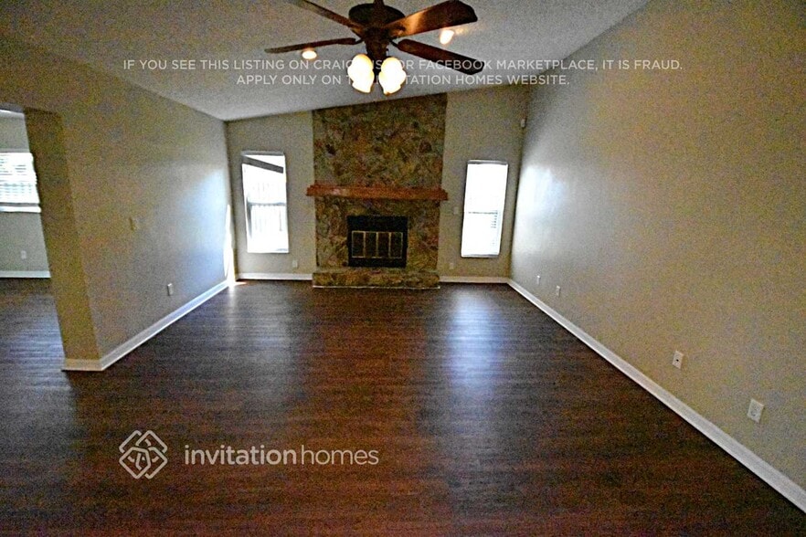 Building Photo - 12105 72nd St N