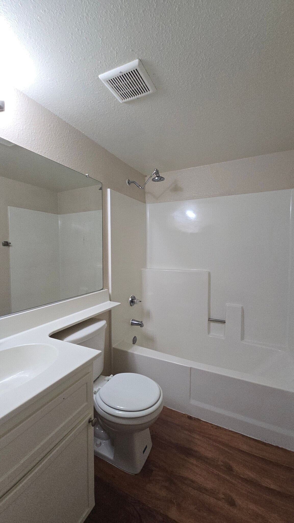 Building Photo - 2050 S Euclid Ave