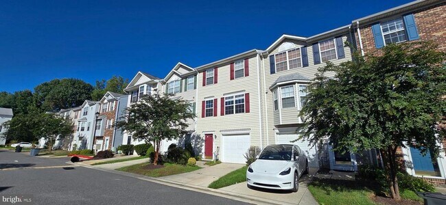 Primary Photo - 8881 Goose Landing Cir
