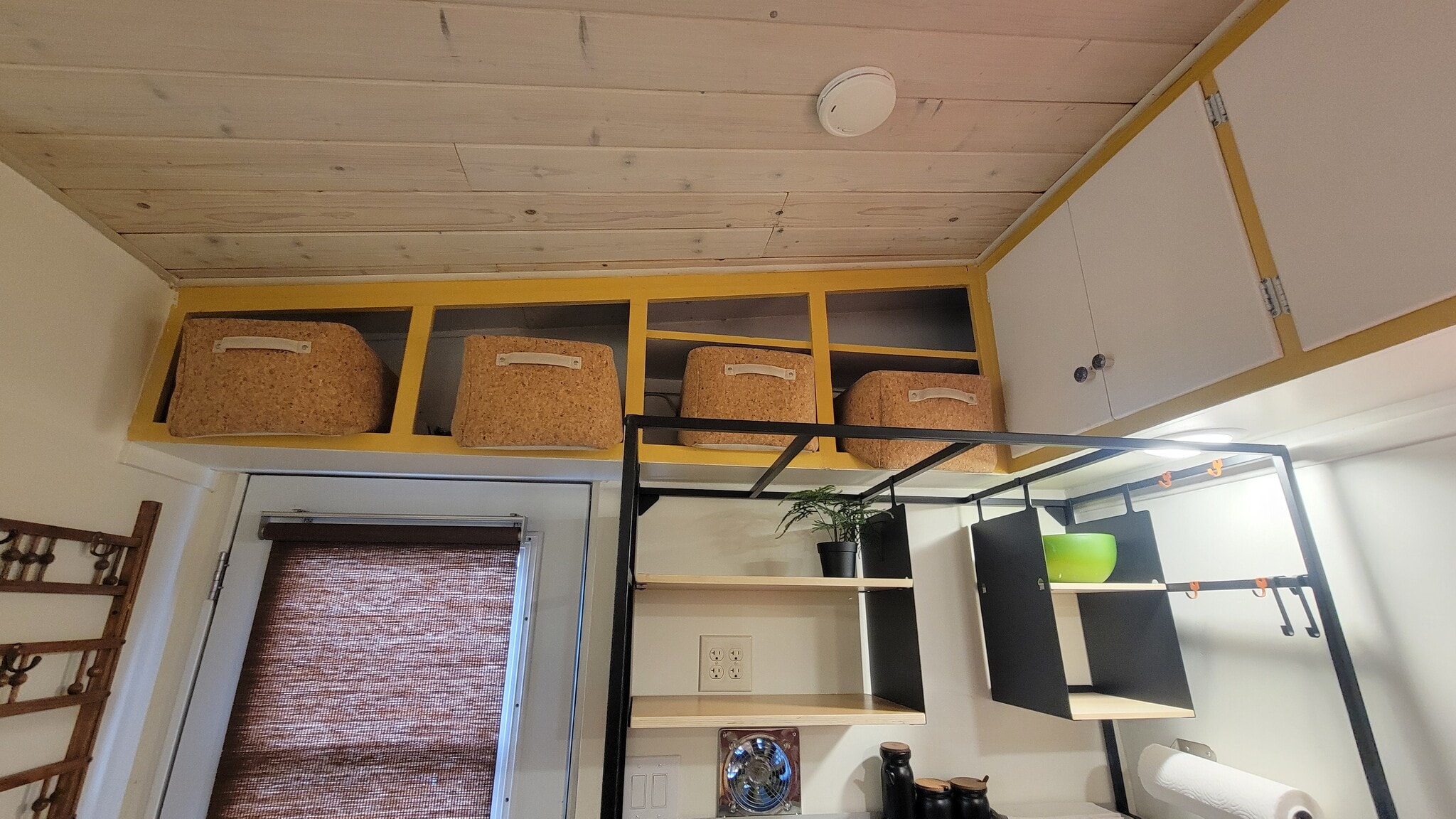 Building Photo - 4195 Hamilton St