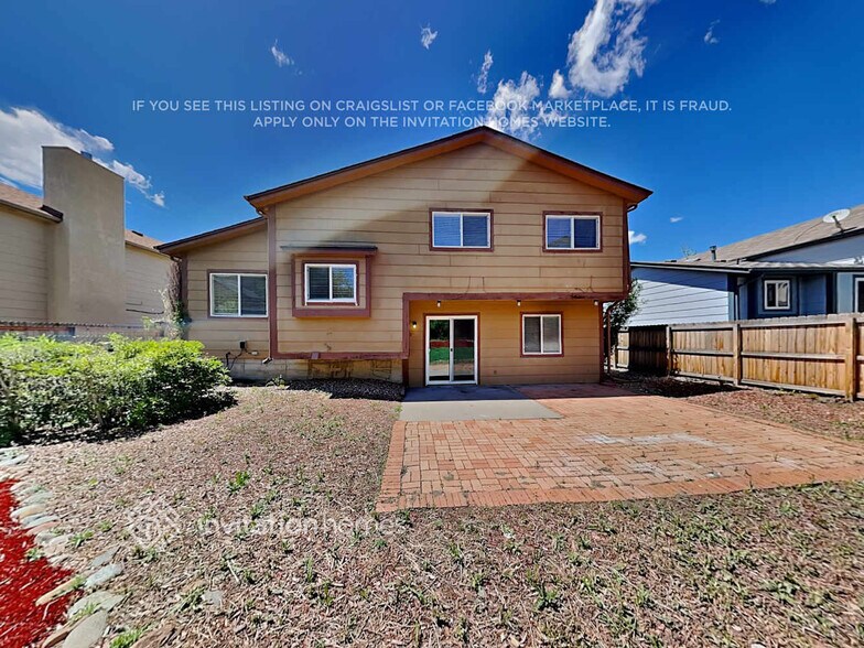 Building Photo - 12444 Country Meadows Dr