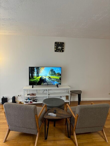 Building Photo - 1778 Ala Moana Blvd