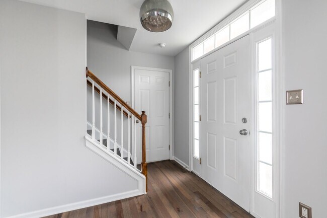 Building Photo - 4 Bedroom 2.5 bath home in Varina!