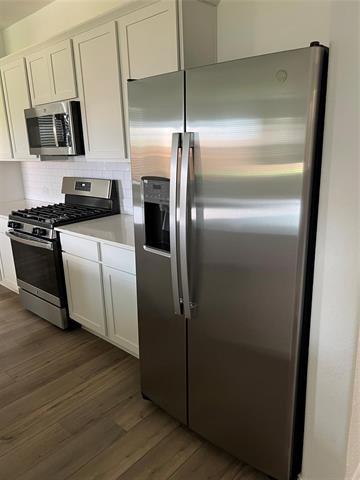 Building Photo - 8024 Acanthus St