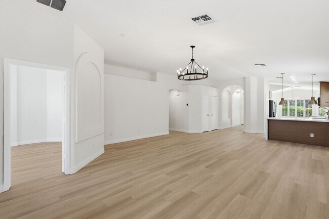 Building Photo - Stunning Home in North Phoenix