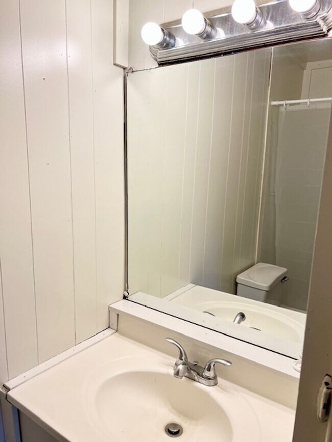 Building Photo - Freshly Renovated Studio Apt. With All Uti...