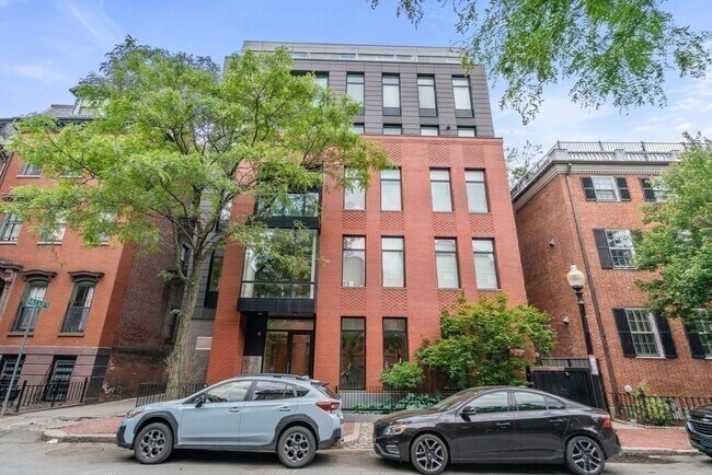 Building Photo - 7 E Springfield St