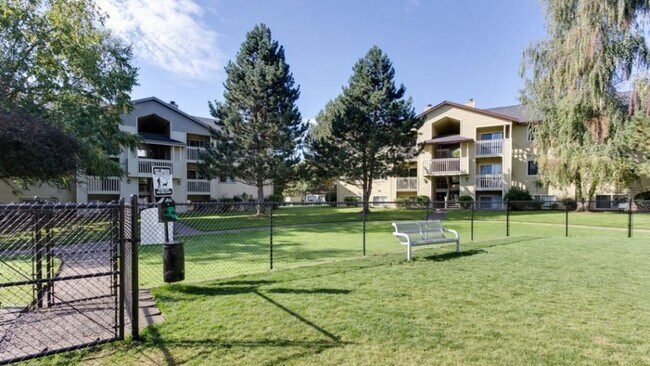 Building Photo - 2700 W Powell Blvd